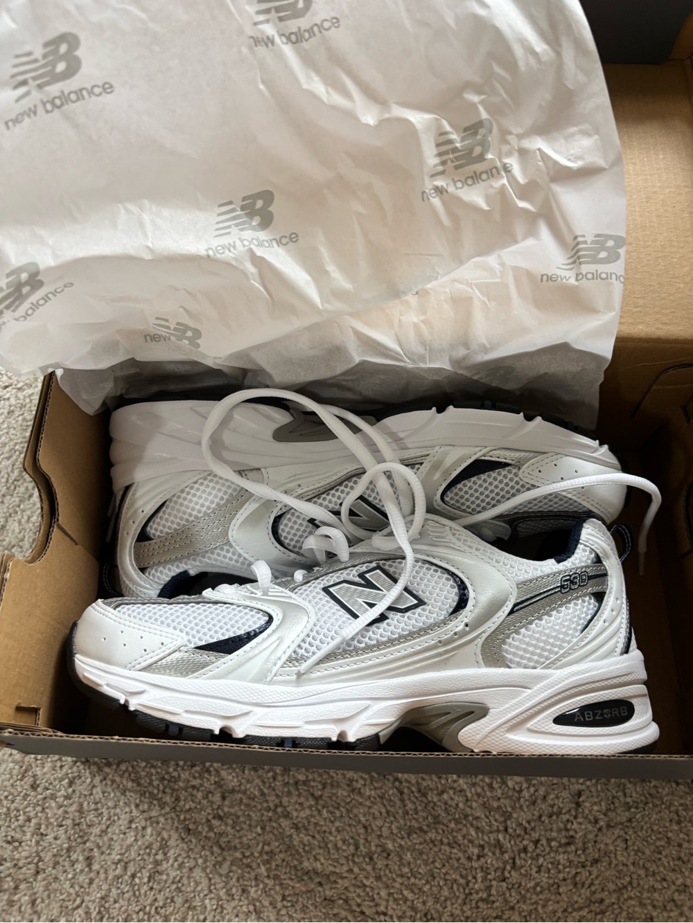 New Balance Women's White and Silver 530 Athletic Sneakers